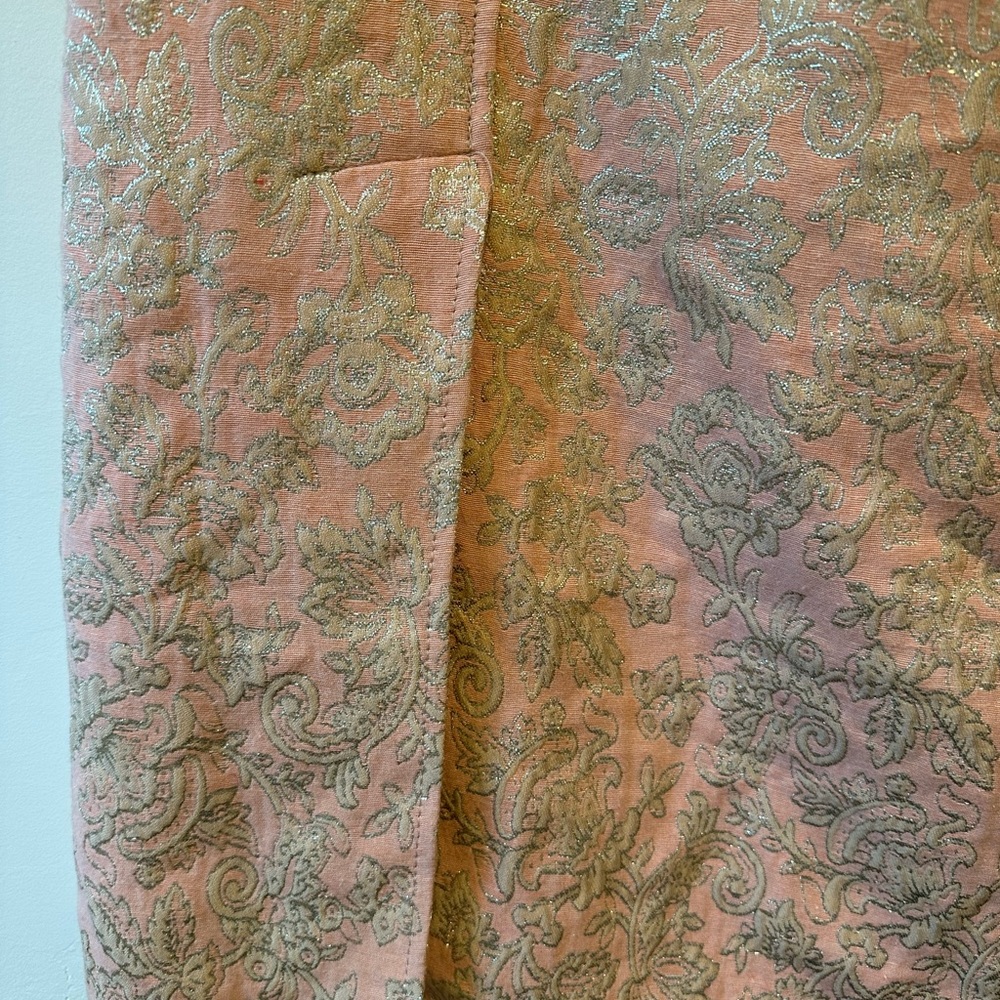 Skirt by Italian designer Pamela, size 46(approx US 6..see measurements) - Picture 9 of 9